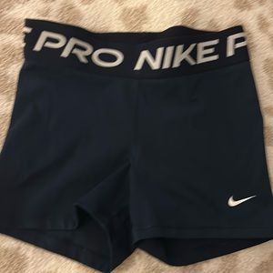 Navy Nike pros